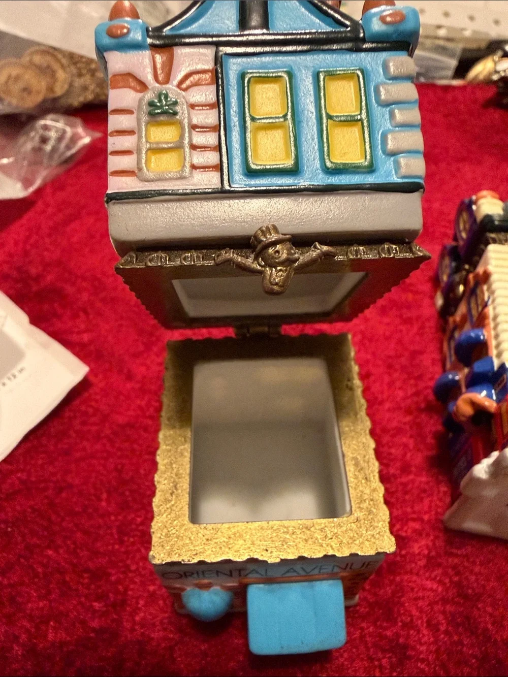 1999 Monopoly Oriental Ave Mediterranean ave hinged trinket boxes like new